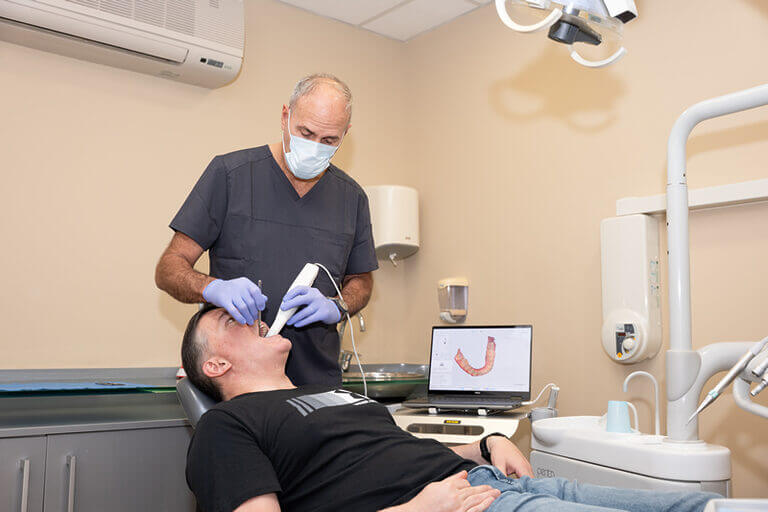 Despachos Medicos - Box 1 - COI Clinica Dental Granollers