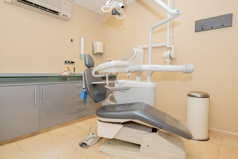 Despachos Medicos - Box 4 - COI Clinica Dental Granollers