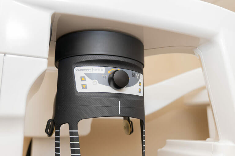 Despachos Medicos - Escaner CBCT 2 - COI Clinica Dental Granollers