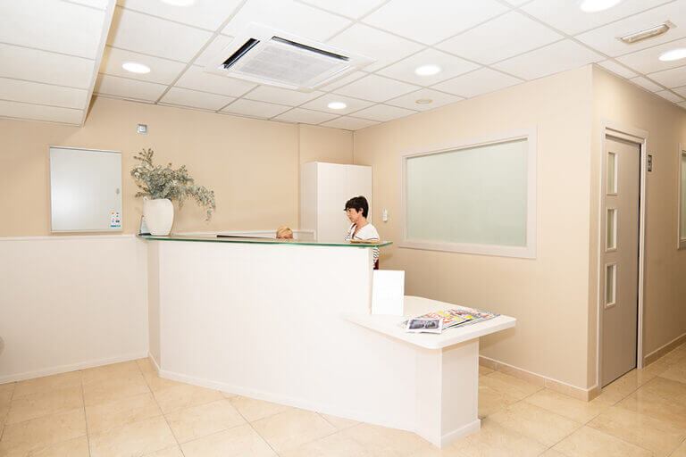 Despachos Medicos - Recepcion 6 - COI Clinica Dental Granollers