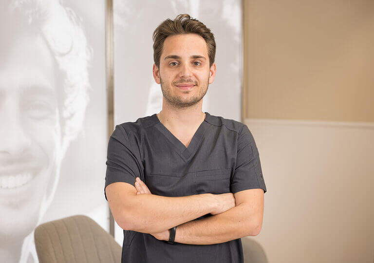 Dr. Eric Barbosa Teniente