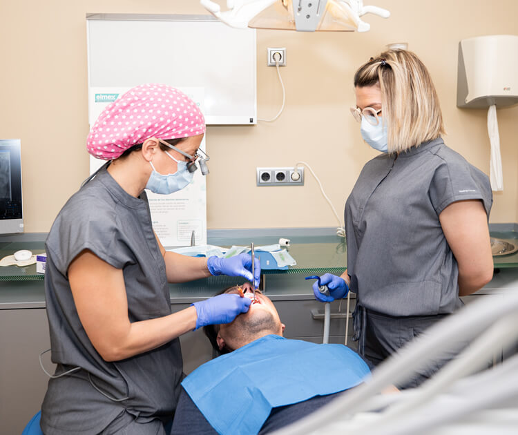 Periodoncia en Granollers - COI Clinica Dental Granollers