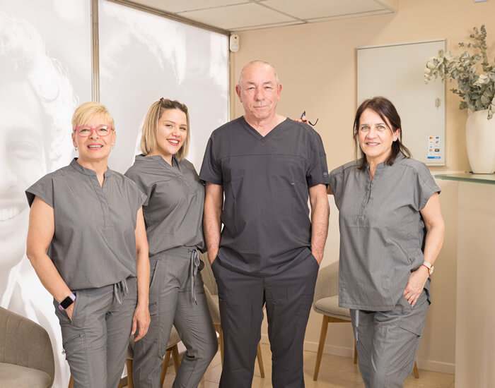 Somos tu Clinica Dental en Granollers - Equipo 3