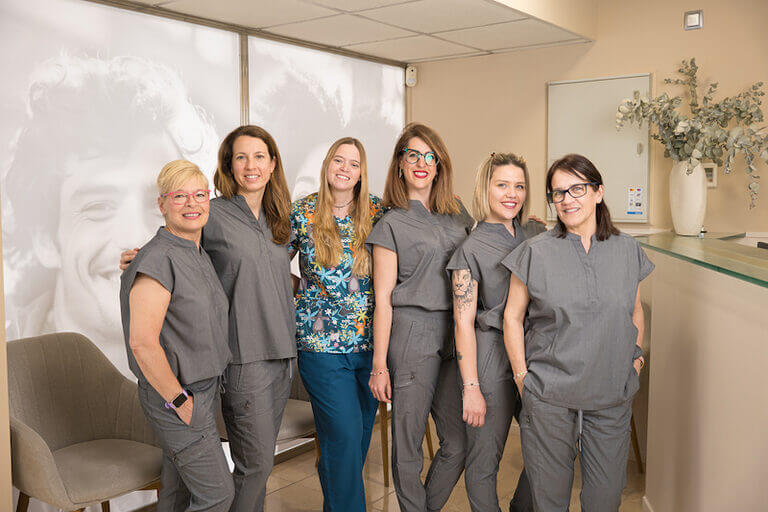 Equipo de dentistas en Granollers
