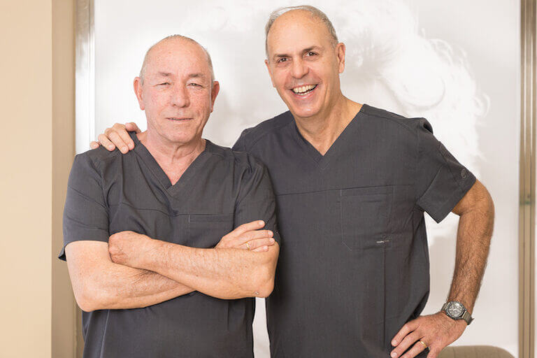 Dr. Pablo Rial Serodio y Dr. Gabriel Cami Fernández