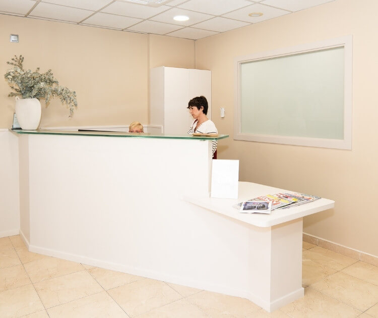 Pide cita - COI Clínica Dental Granollers