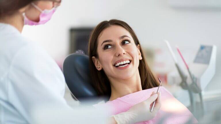 Periodontitis qué es y cómo se trata