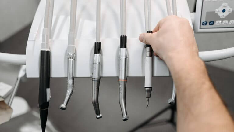 Endodoncia o empaste ¿cuál es más adecuada?