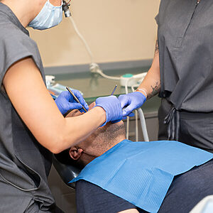 Cirugía periodontal resectiva o de acceso - Periodoncia - COI Clinica Dental Granollers