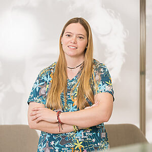 Dra. Elena Cadafalch - COI Clinica Dental Granollers